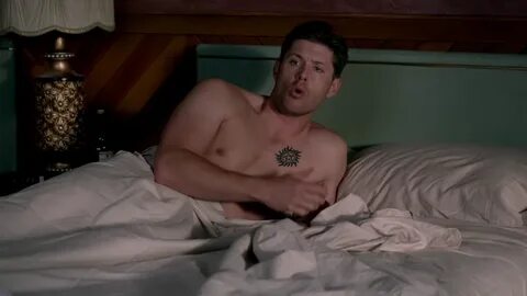 Jensen Ackles as Dean Winchester shirtless in Supernatural 1