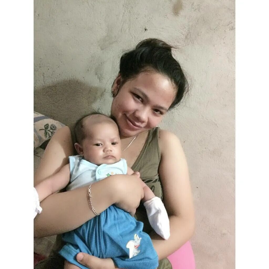 @hazelmaelaid: “1 month old Wyath Javier” .