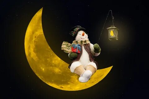 Snowman sit on moon - Photo #4143