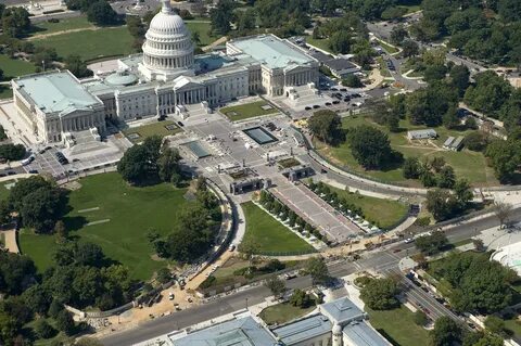 File:Capitol Visitor Center Plaza.jpg - Wikimedia Commons