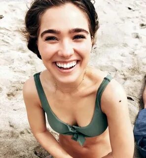 Haley Lu Richardson Nude and Sexy Pictures - 2021 - Leaked D