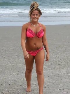 Jenelle Evans Feet (39 photos) - celebrity-feet.com