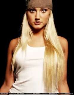 Image of Brooke Hogan