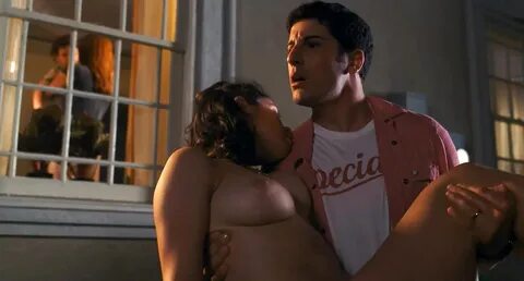 Ali Cobrin Tits And Butt From American Reunion - ScandalPost