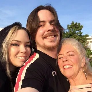 Arin Hanson, City Smasher on Twitter: "Happy Mother’s Day ht