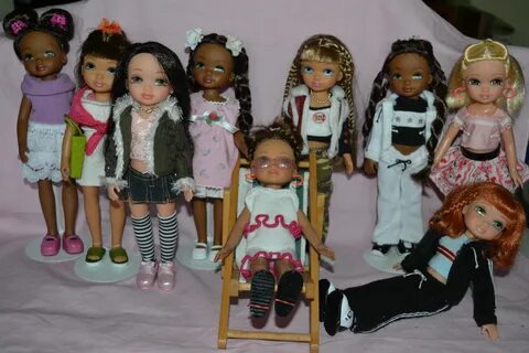 Pin di Betty L. Jones su My Doll Collection Bambole