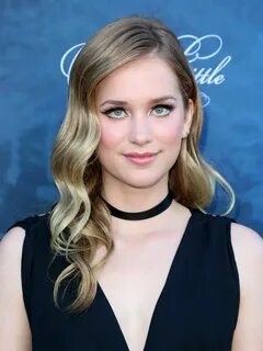 Elizabeth Lail Beautiful Celebrities, Past and Present in 20