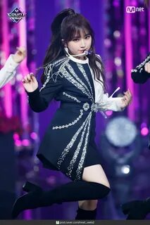 Pin by hoangyeen on ❣ Nako ( 나코 )❣ Kpop girls, Stage outfits