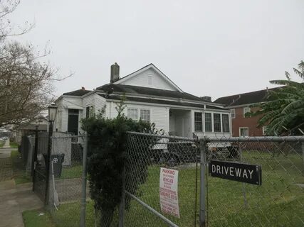 File:Tonti & Onzaga House, 7th Ward, New Orleans, Jan 2019 0