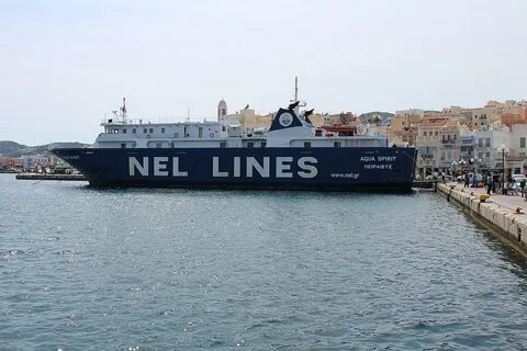 File:Aqua Spirit Boat of Nel Lines.JPG - Wikimedia Commons