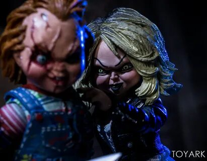 NECA Bride of Chucky Ultimate Chucky and Tiffany 2-Pack - To