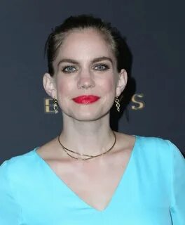 55+ Hottest Anna Chlumsky Big Boobs Pictures Are Simply Exce