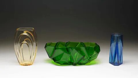 File:Glass Vases and Bowl-BMA.jpg - Wikimedia Commons