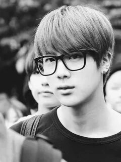 Jin in glasses!! ❤ ️❤ Kim seokjin, Seokjin, Jin