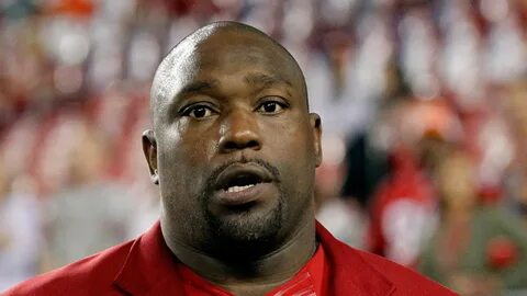 Warren Sapp arrested for solicitation and assault - Bucs Nat