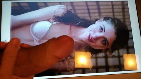 Slideshow natalia dyer cum tribute.