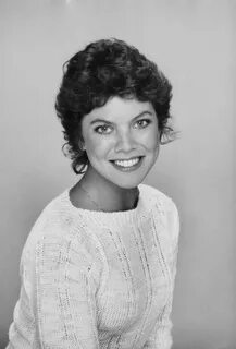 Ron Howard leads tributes as Happy Days actress Erin Moran d