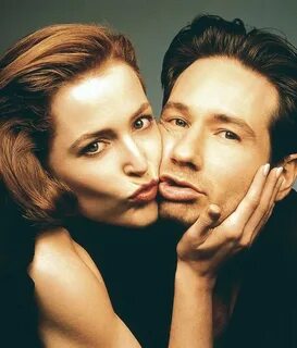 David Duchovny and Gillian Anderson by Mark Seliger ● US Mag