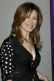 Mary McDonnell in Battlestar Galactica Mary mcdonnell, Top f