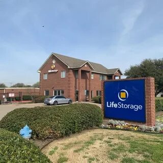Life Storage - Плано, TX