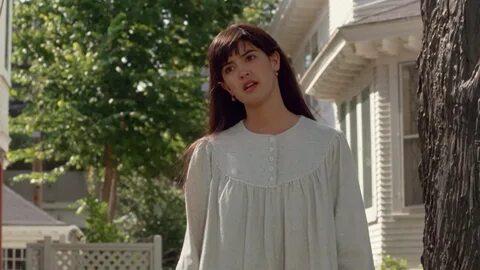 Phoebe Cates HD wallpapers, Backgrounds