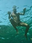 Provocative Wave for Men: Naked Underwater Sports