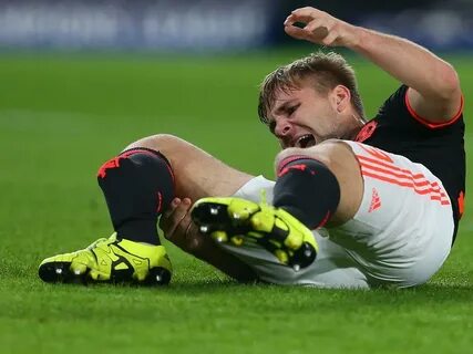 Champions League " News " Shaw has surgery on broken leg