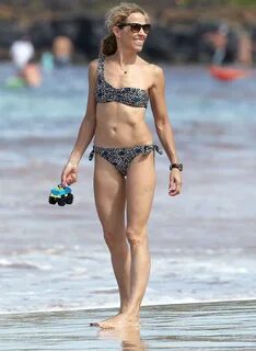 Warning! Sheryl Crow Bikini Pictures @ Platinum-celebs.com