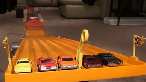 Old VS New Hot Wheels - what's fastest? - YouTube
