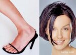 Ashley Judd Feet (32 photos) - celebrity-feet.com