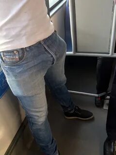 pantolonundan penisi belli olan erkek #606886 - uludağ sözlü