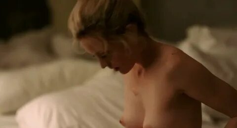 Nude video celebs " Evelyne Brochu nude - Le passe devant no