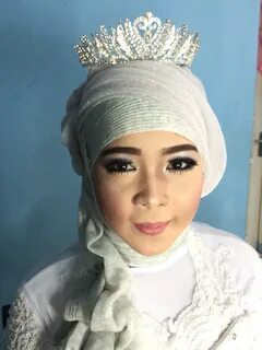 Prewedding miss ulfa& mr tian Annisa Dama makeup artis Bride