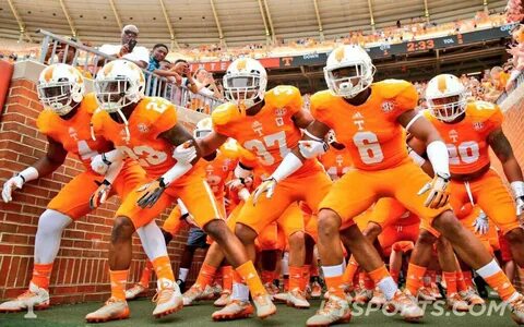 Tennessee Vols Football Wallpaper posted by Ethan Tremblay