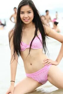 Nguyễn Ngọc Kiều Khanh is so attractive in Bikini - US Model