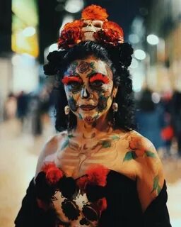 Житель Мехико делится впечатлениями о Дне Мертвых Чёрт побер