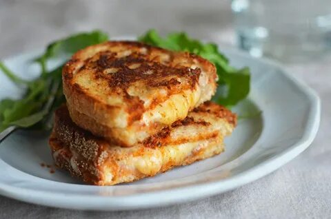 Grilled Cheese Sandwiches with Sun-Dried Tomato Pesto - Once