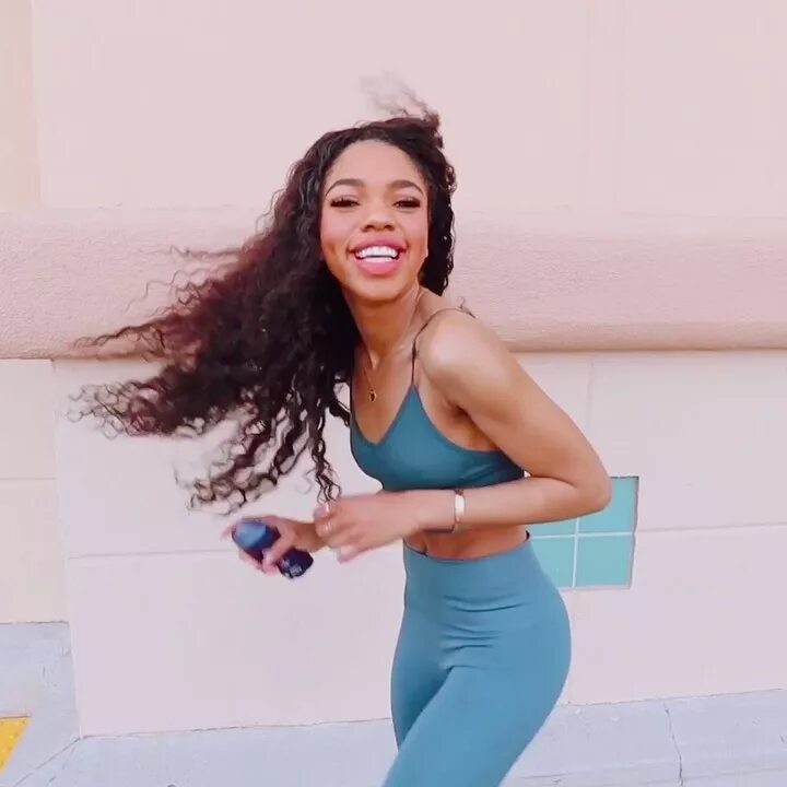 Teala Dunn (@ttlyteala) • Фото и видео в Instagram.