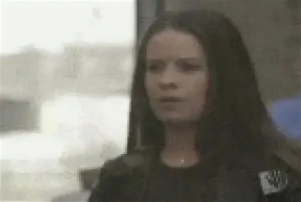 Holly marie combs GIF - Find on GIFER