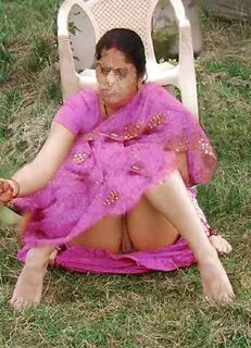 Under the Saree (45/50) 