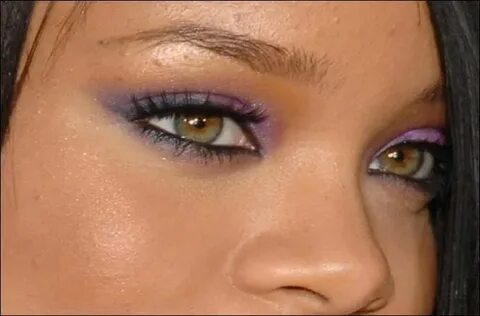 50,000 Fans Think Rihanna's Green Eyes Might Be Fake Celebri