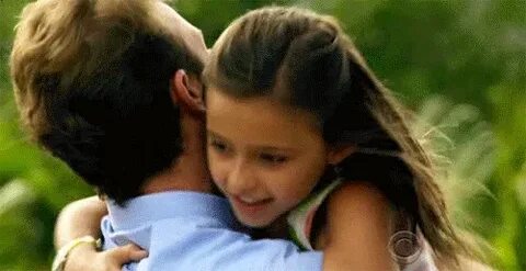 Hug gif, Book gif, Iu gif