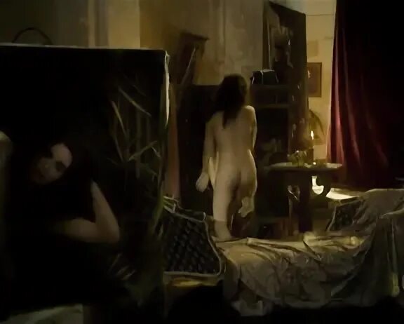 Emilia schüle nackt sex Emilia Schüle Nude Pictures And Vide