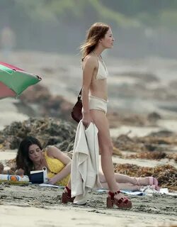 49 Hottest Bikini Shots of Emily Browning - Heaven on Earth