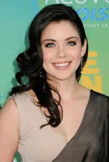 Casting News: Grace Phipps Joins The Vampire Diaries Season 