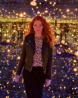 Starlet Arcade: Annalise Basso