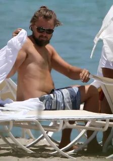 Shirtless Leonardo DiCaprio in Miami Beach 2014 Pictures POP