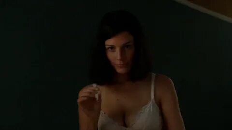 Mad men side boob