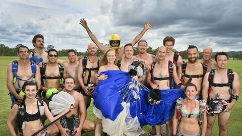 Nude skydivers will fall from skies on Saturday Byron Shire 
