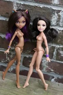 Nude Comparison between Disney VIP and MH doll I recently . 